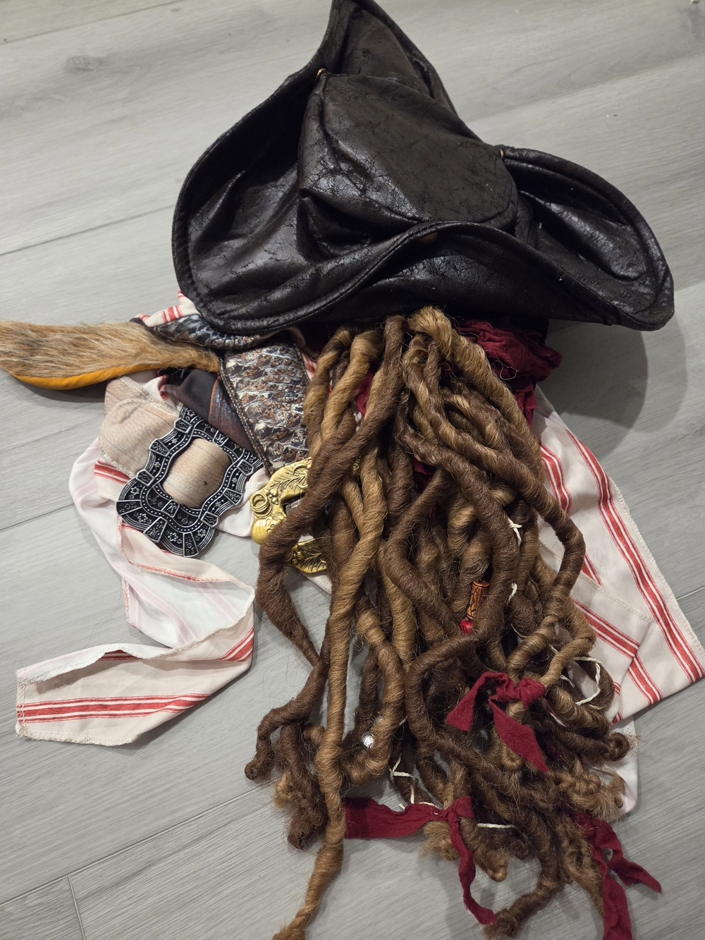 Disney Pirates of the Caribbean Jack Sparrow Hat Wig & Waist Sash